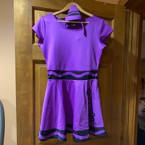 Adult medium crayon costume